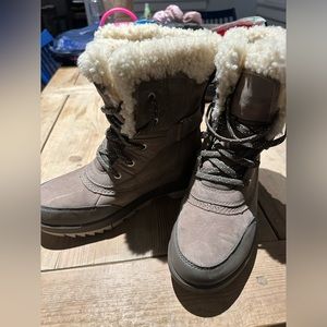 Sorel snow boots